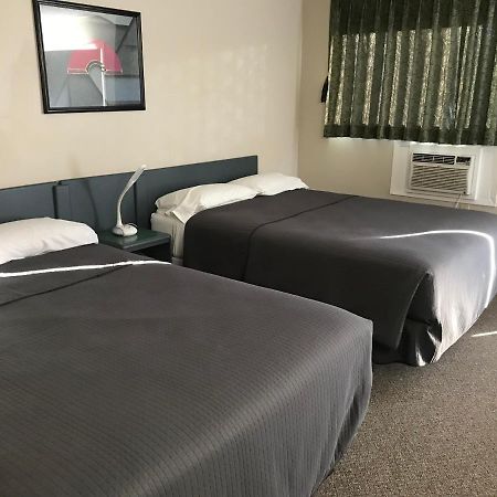 Plains Motor Inn Stettler Exterior foto