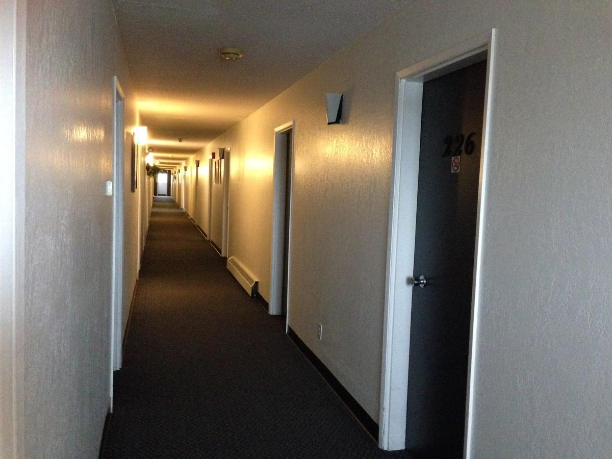 Plains Motor Inn Stettler Exterior foto