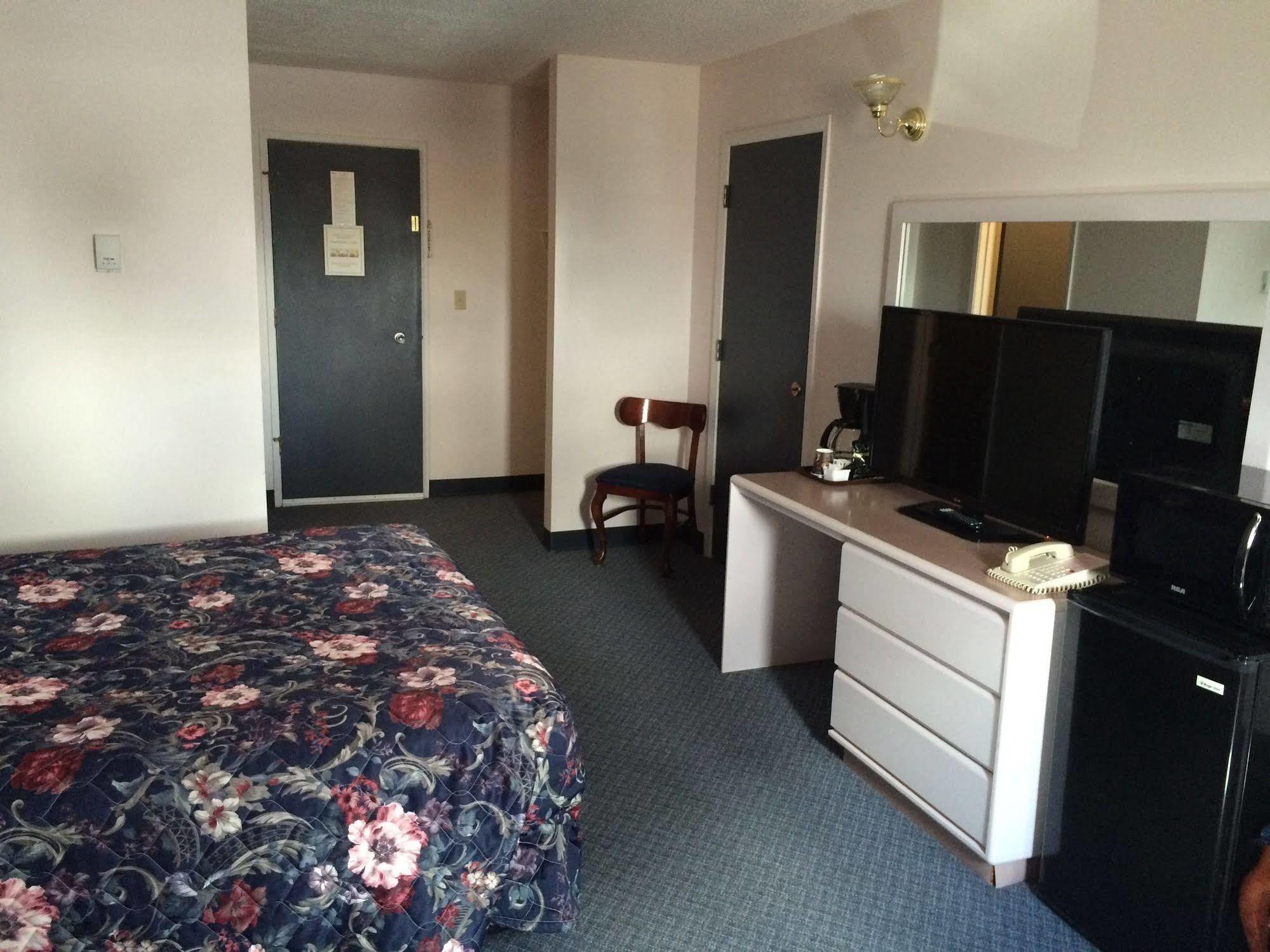 Plains Motor Inn Stettler Exterior foto